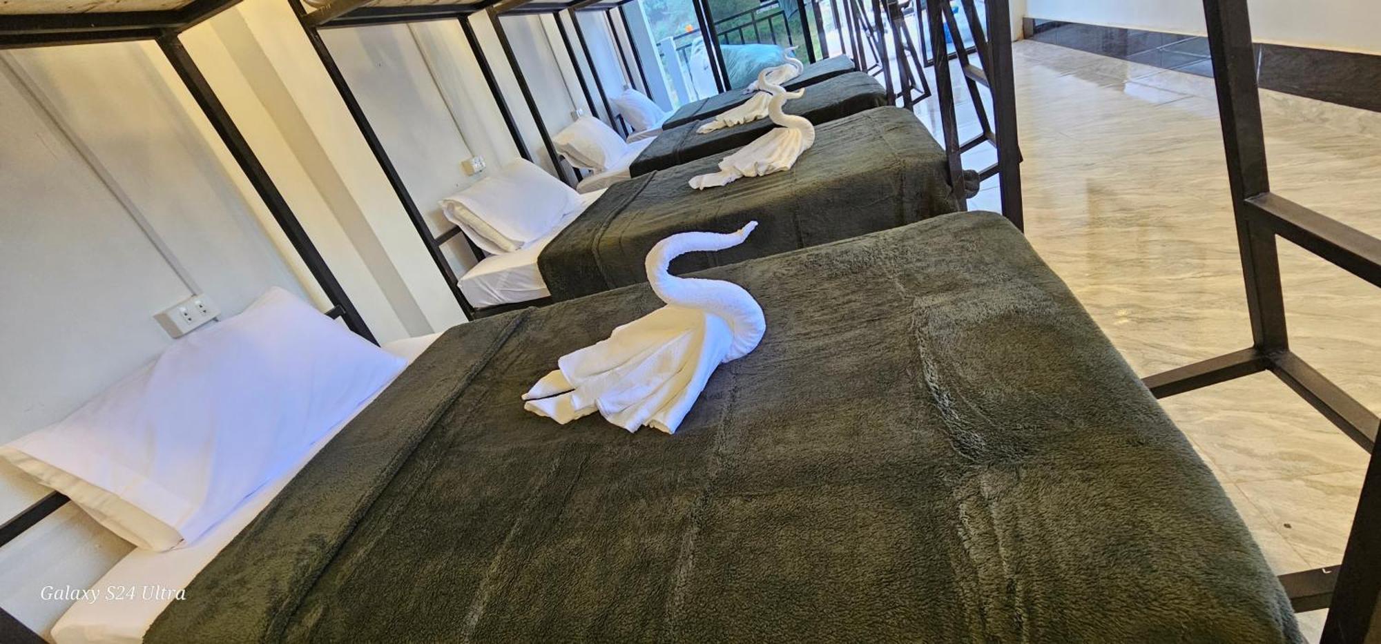 Inn Riverside Hostel Pb Muang Pakbèng المظهر الخارجي الصورة