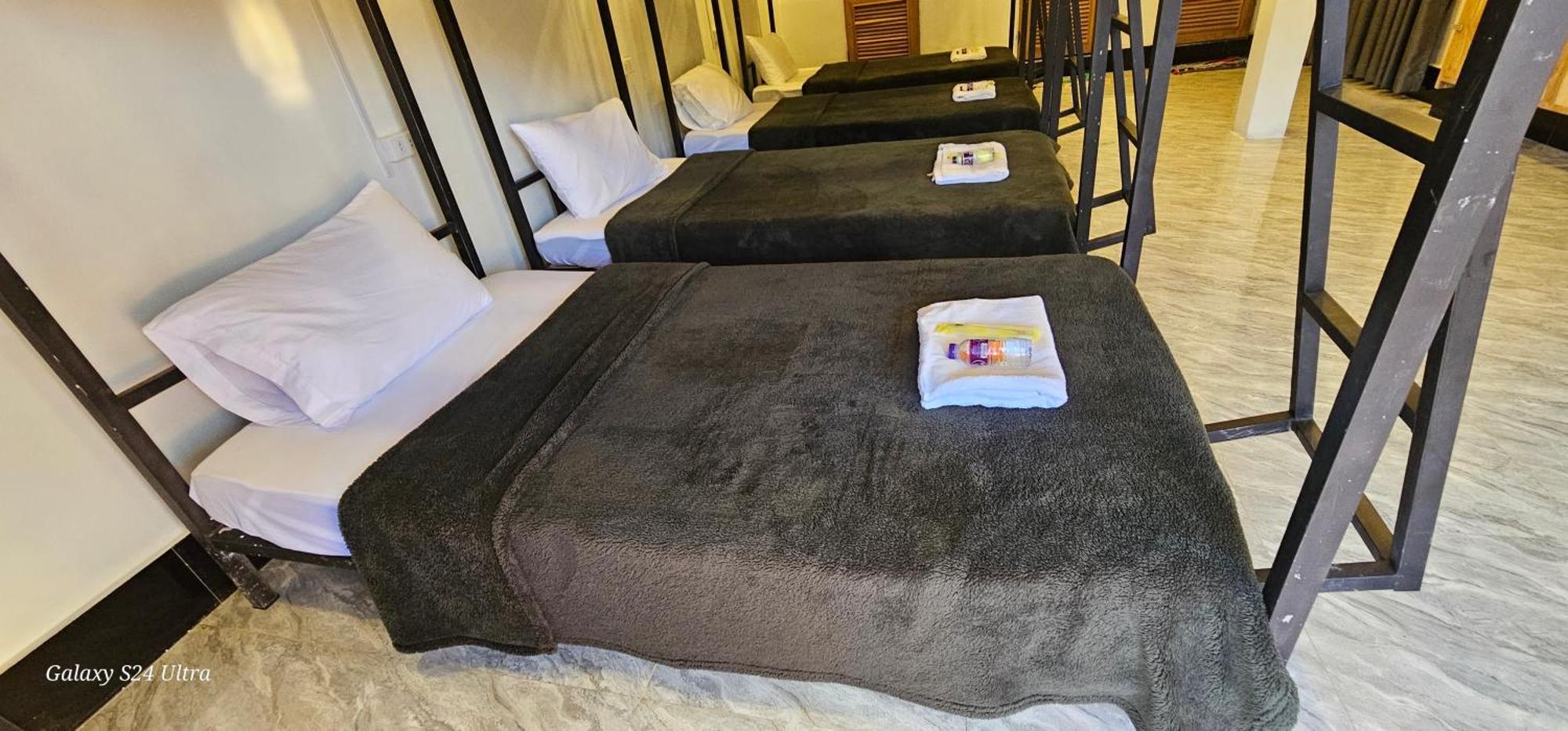 Inn Riverside Hostel Pb Muang Pakbèng المظهر الخارجي الصورة