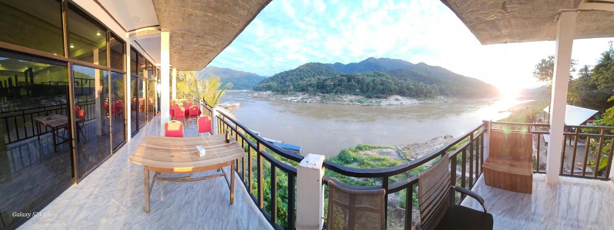 Inn Riverside Hostel Pb Muang Pakbèng المظهر الخارجي الصورة